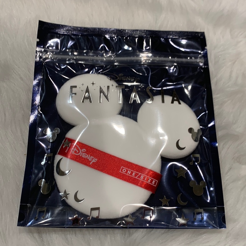 Disney Fantasia Ultimate Mickey Mouse Ears Puff